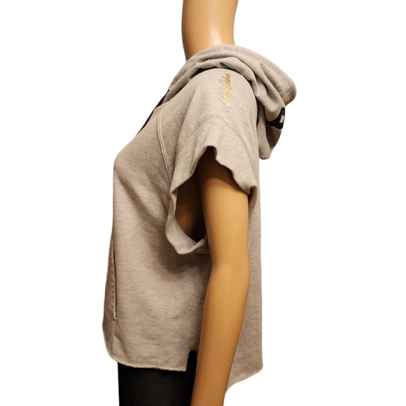 Sam Edelman Short Sleeved Boxer Hoodie - Picture 2 of 10